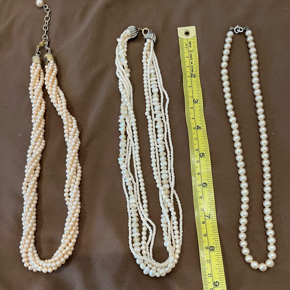 2 for $12 🔥Set of 3 Faux Pearl Vintage Necklaces